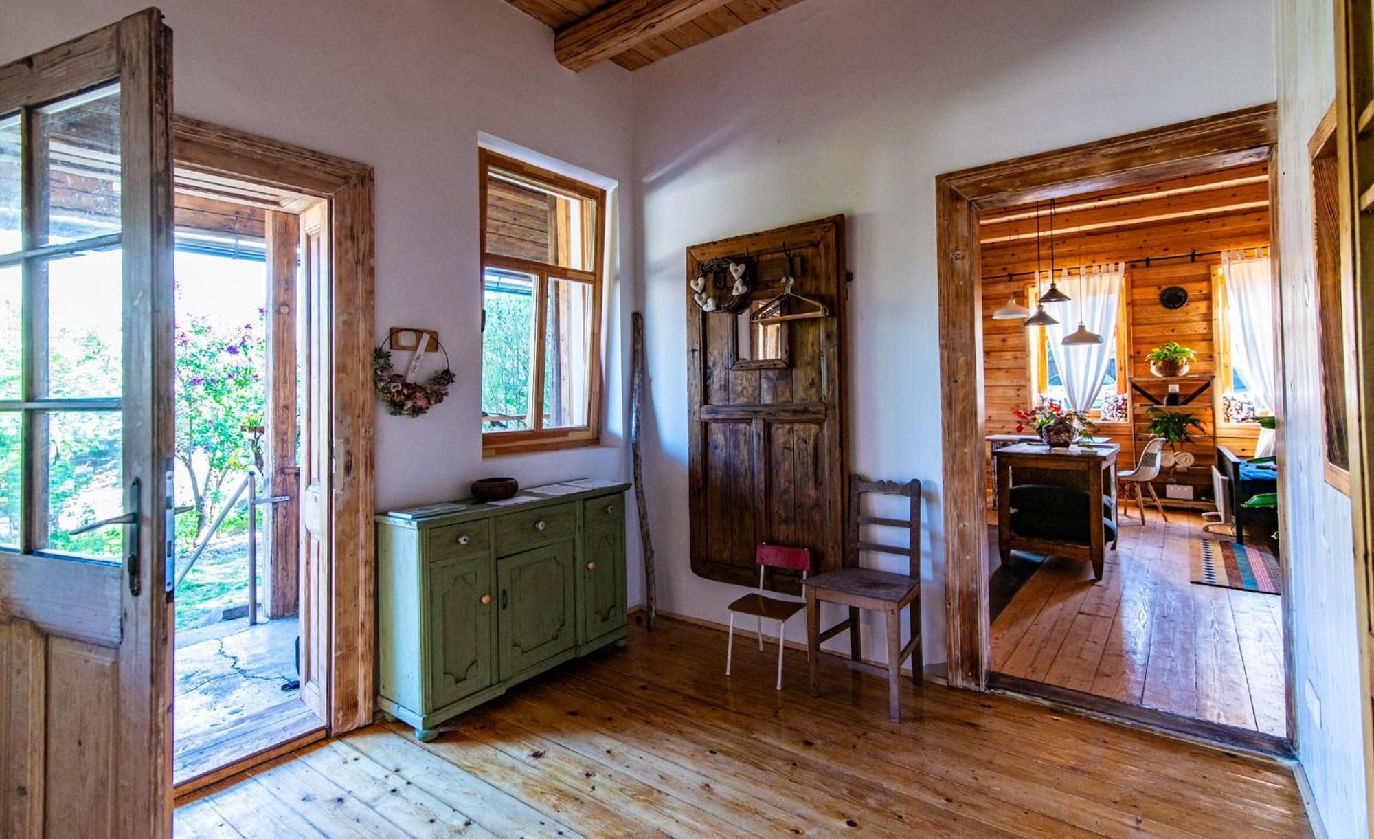 Minifaktura Loft Apartman & Reggelizo Es Etelbar Szokolya ภายนอก รูปภาพ