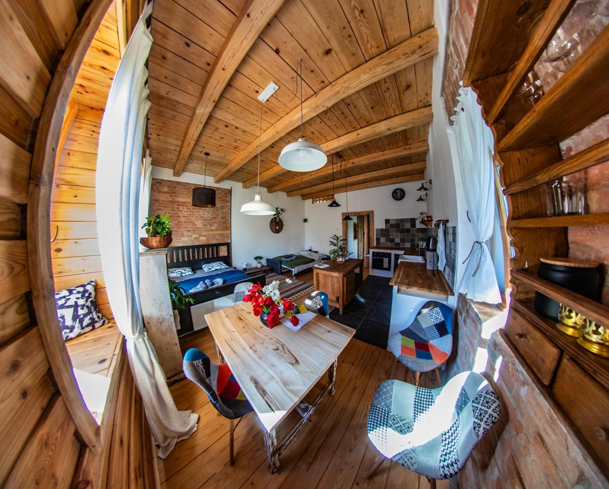 Minifaktura Loft Apartman & Reggelizo Es Etelbar Szokolya ภายนอก รูปภาพ
