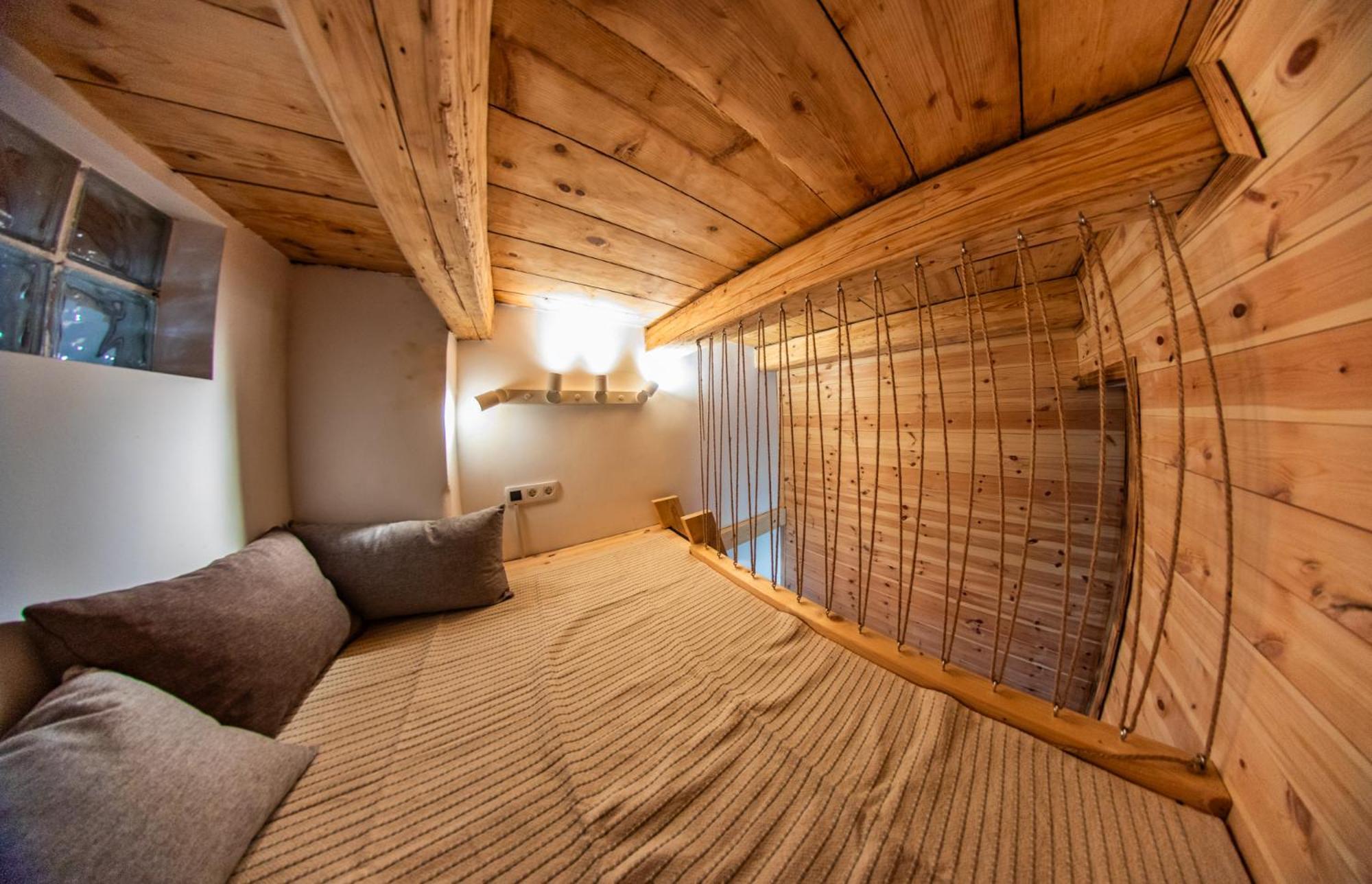 Minifaktura Loft Apartman & Reggelizo Es Etelbar Szokolya ภายนอก รูปภาพ
